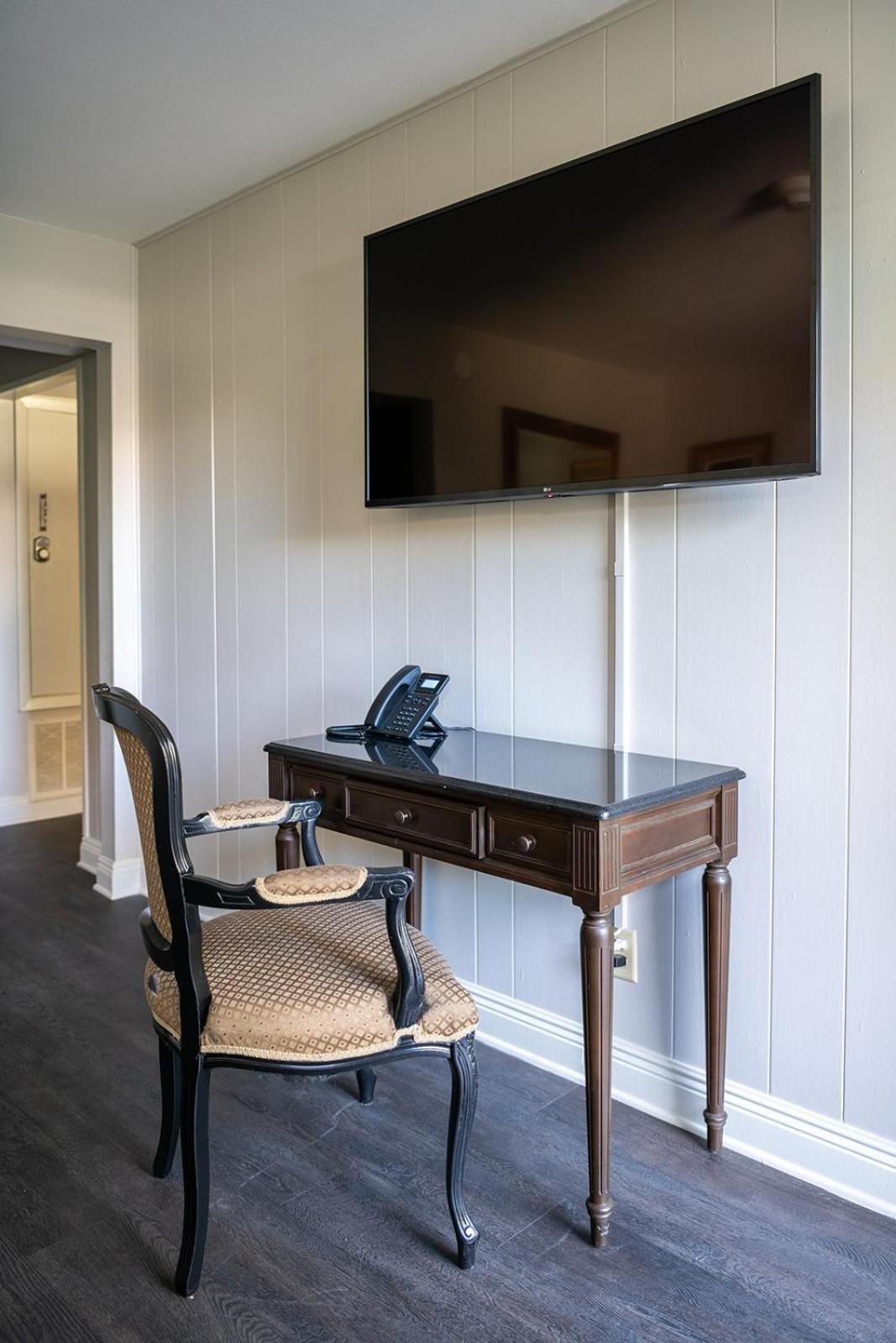 French Quarter Suites Hotel New Orleans Eksteriør billede
