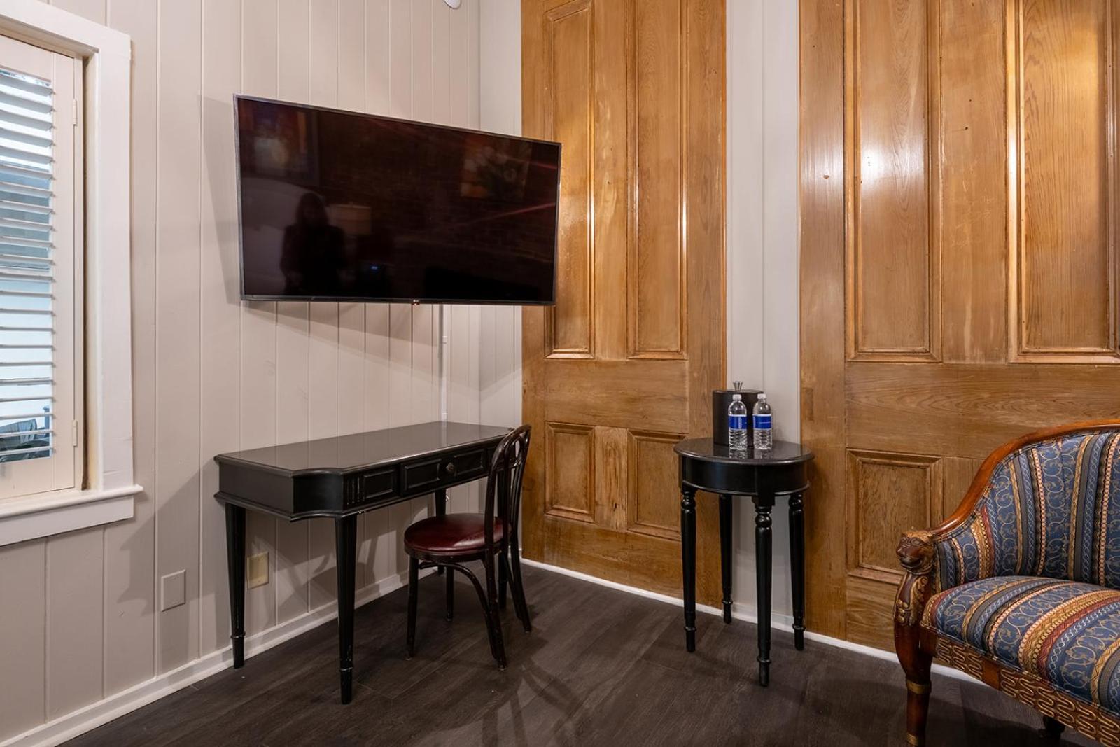 French Quarter Suites Hotel New Orleans Eksteriør billede