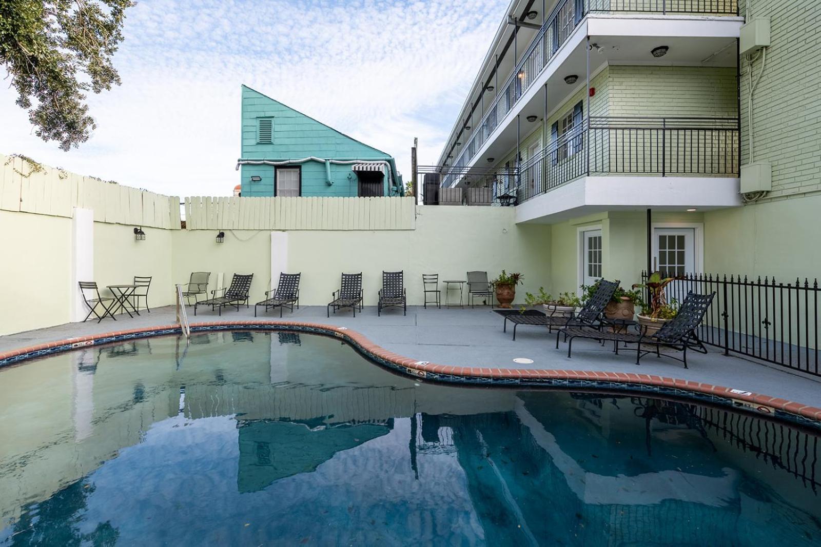 French Quarter Suites Hotel New Orleans Eksteriør billede